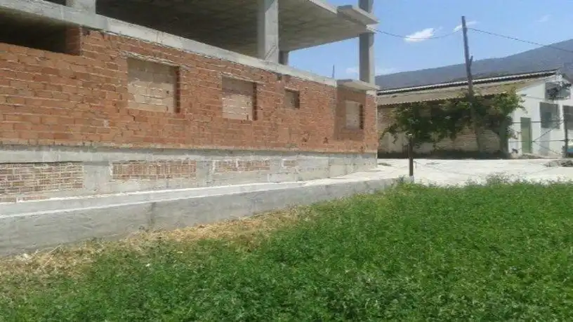 Gebäude zum Verkauf in Calle VELAZQUEZ, Vélez de Benaudalla