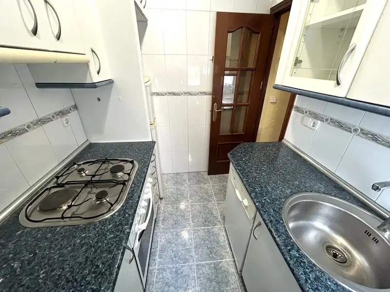 Cuina de Pis en venda en Madrid amb Aire condicionat, Calefacció i Terrassa
