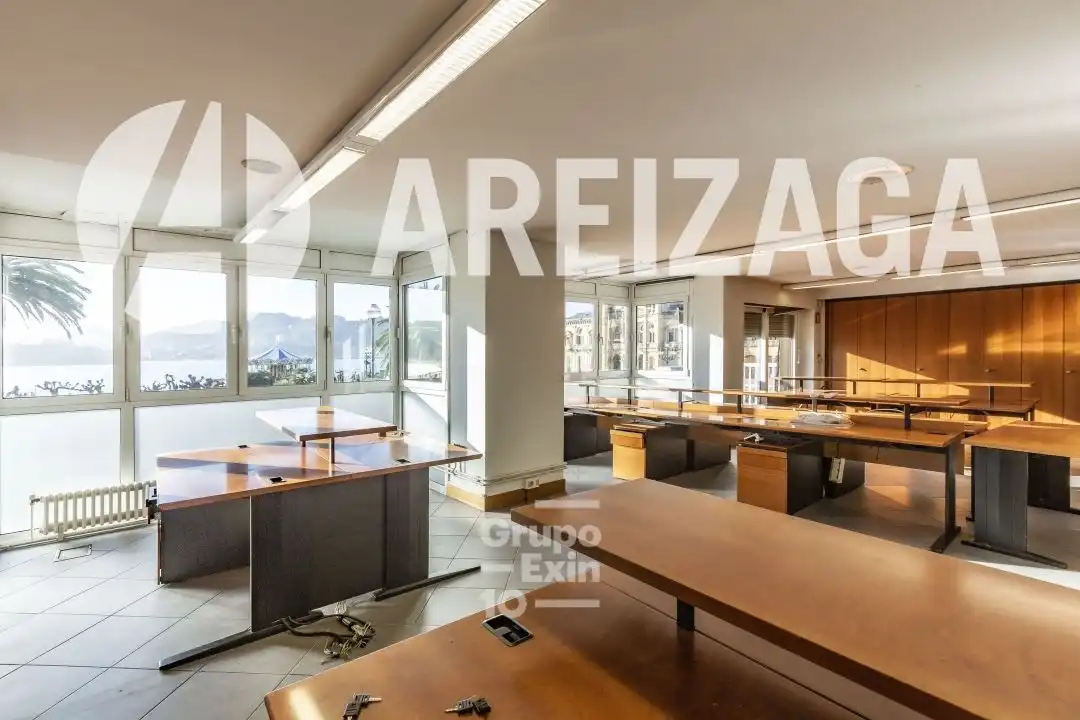 Büro zum Verkauf in Donostia - San Sebastián  mit Klimaanlage, Heizung und Abstellraum
