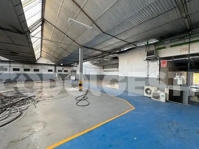 Nau industrial en venda a Besalu, imagen 15