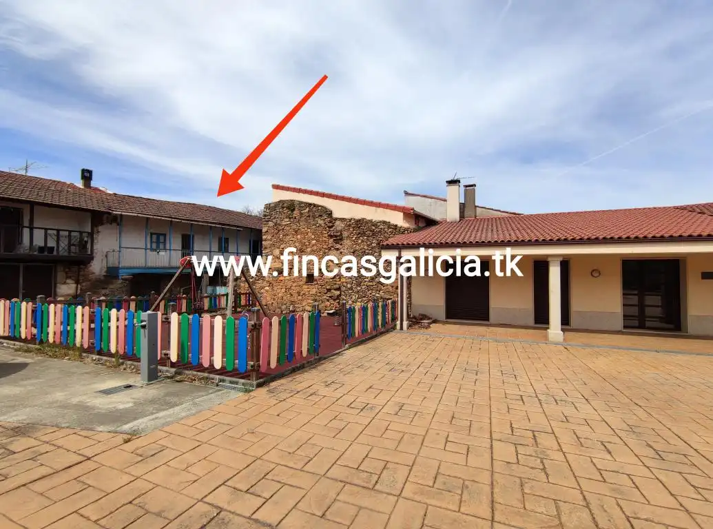 Finca rústica en venda a Verín