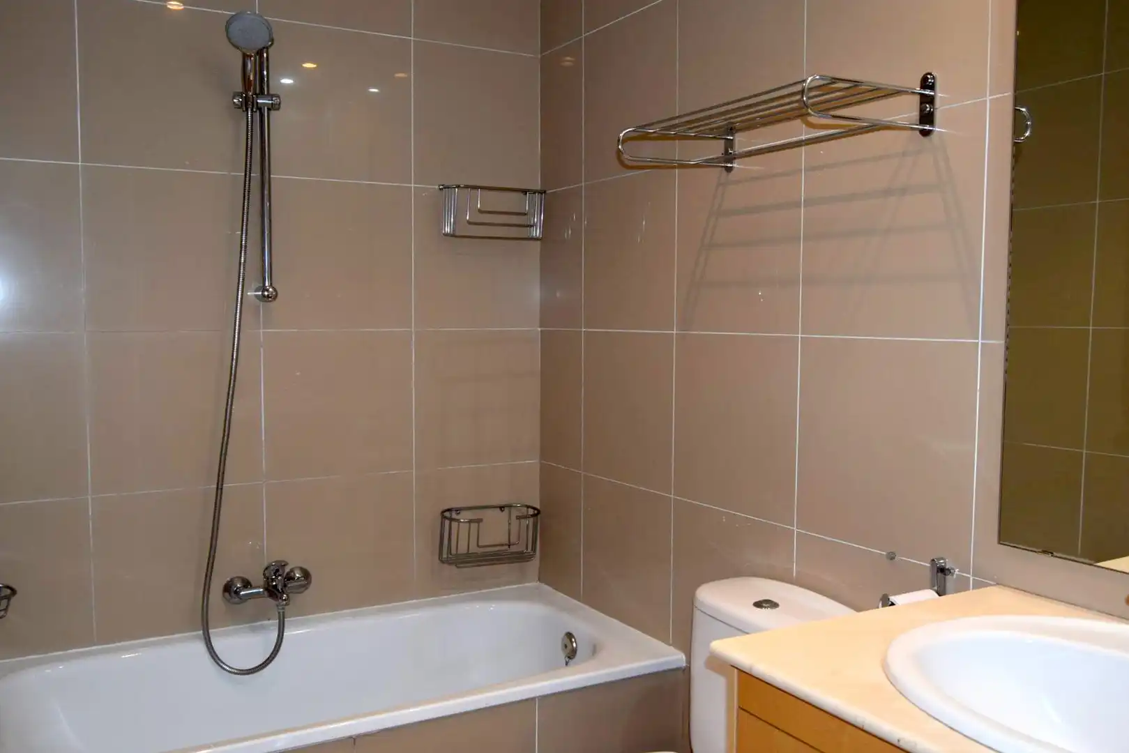 Bany de Pis en venda en Sant Cugat del Vallès amb Aire condicionat, Calefacció i Parquet