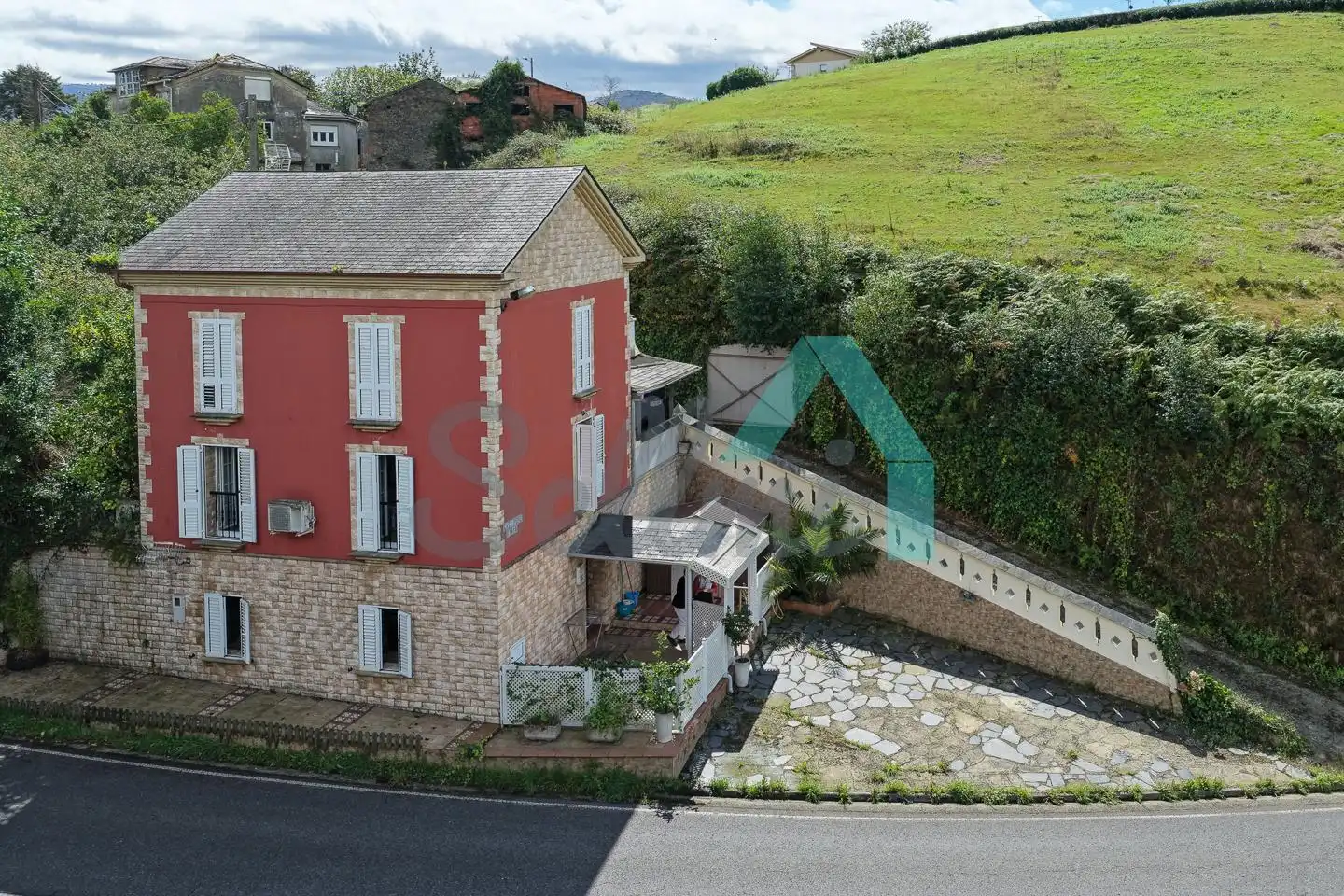 Exterior view of Houses for sale in Coaña  with Heating, Terrace and Furnished