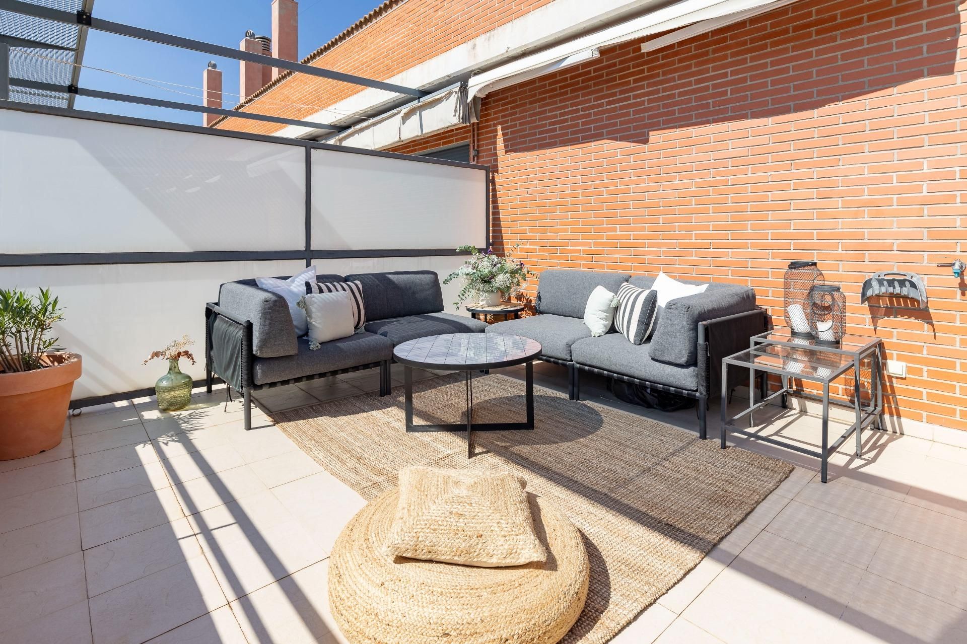 Terrassa de Àtic en venda en Rocafort amb Aire condicionat, Calefacció i Jardí privat