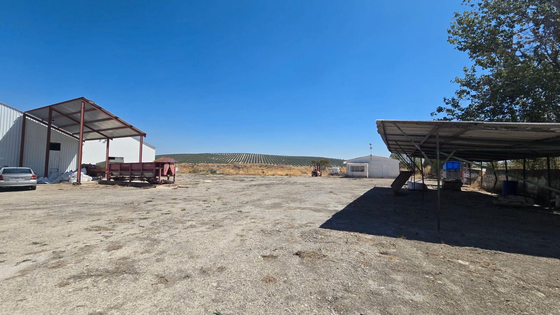 Nau industrial en venda en Cazorla