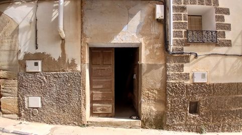 Foto 2 de Casa adosada en venda a Calle las Rocas, 4, La Codoñera, Teruel