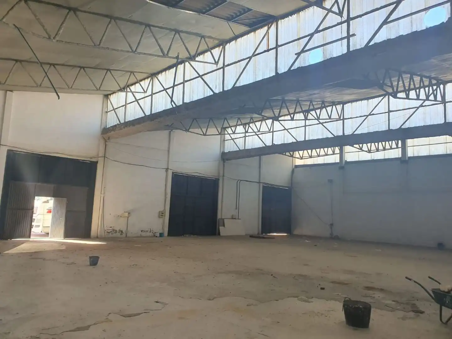 Nave industrial in affitto a Calle Aviación