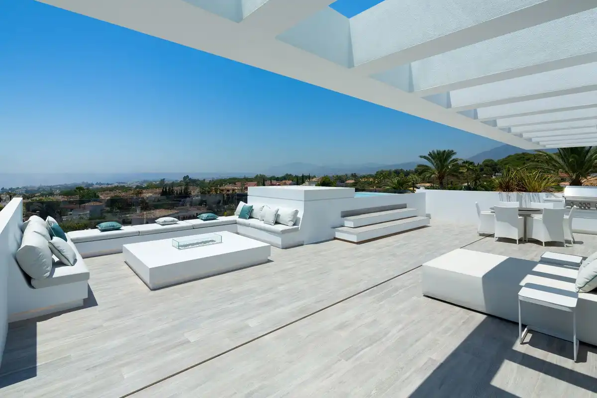 Terrassa de Casa o xalet en venda en Marbella amb Jardí privat, Terrassa i Piscina