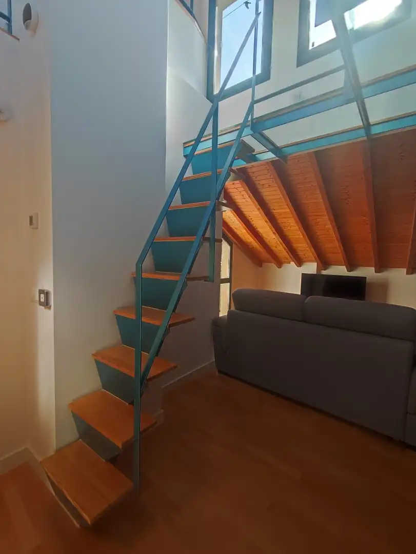Loft zur Miete in Málaga mit Klimaanlage, Terrasse und Möbliert