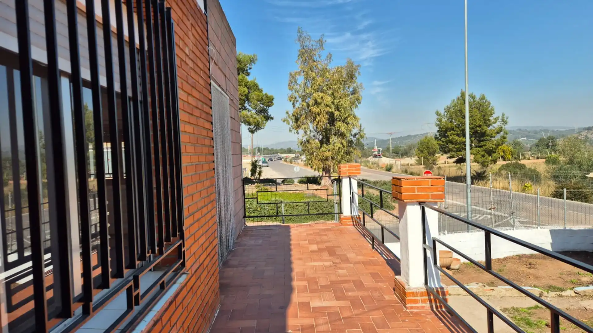 Vista exterior de Casa o chalet en venta en Gilet con Aire acondicionado, Terraza y Balcón