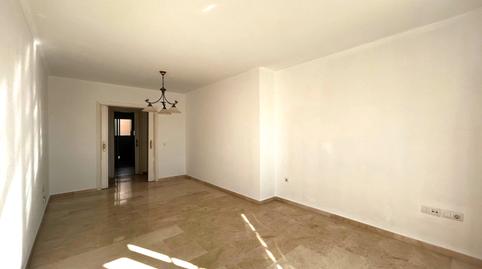 Foto 4 de Pis en venda a Avenida de la Rosaleda, La Goleta - San Felipe Neri, Málaga