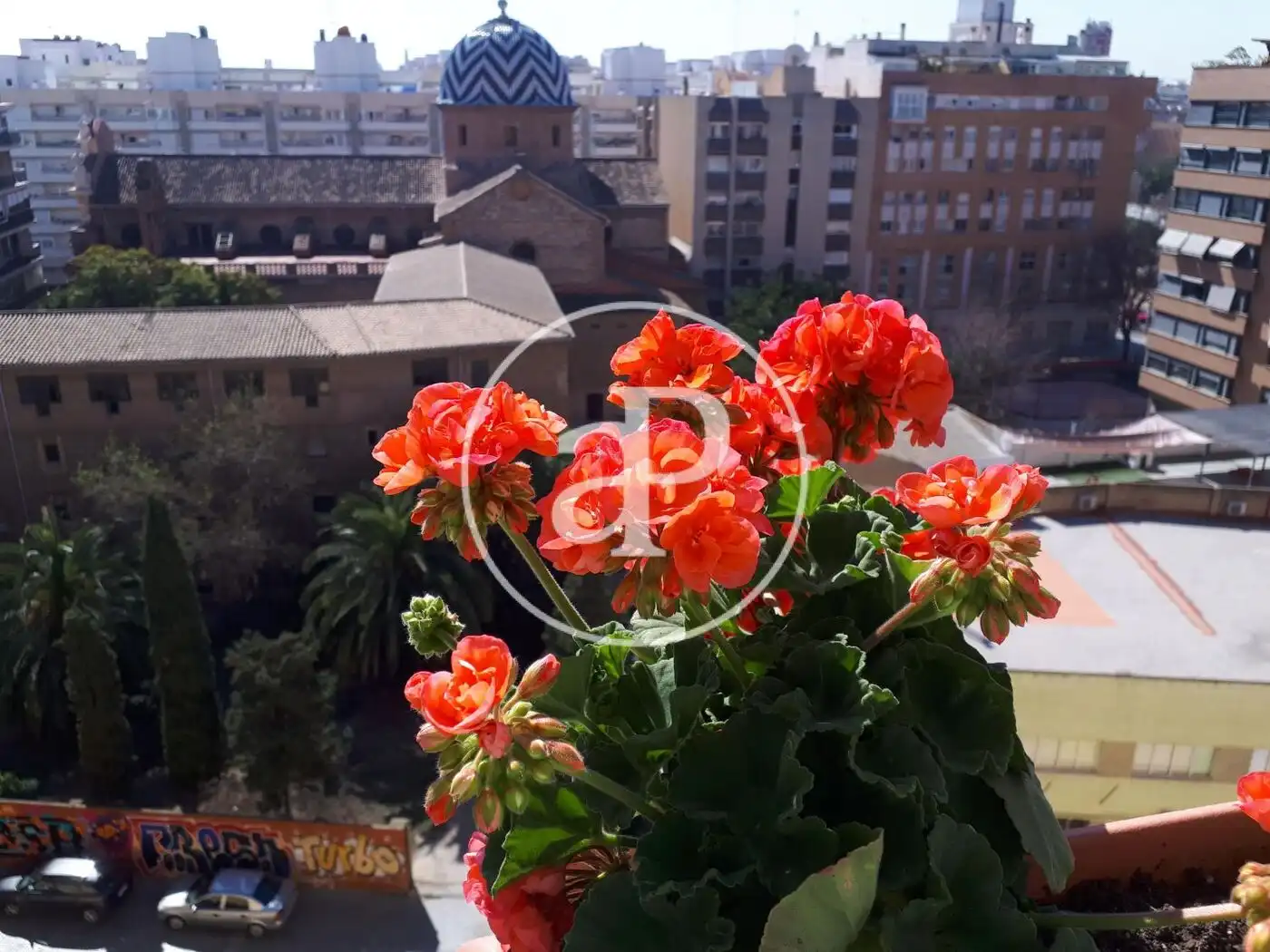 Außenansicht von Wohnung zur Miete in Valencia mit Heizung, Möbliert und Balkon