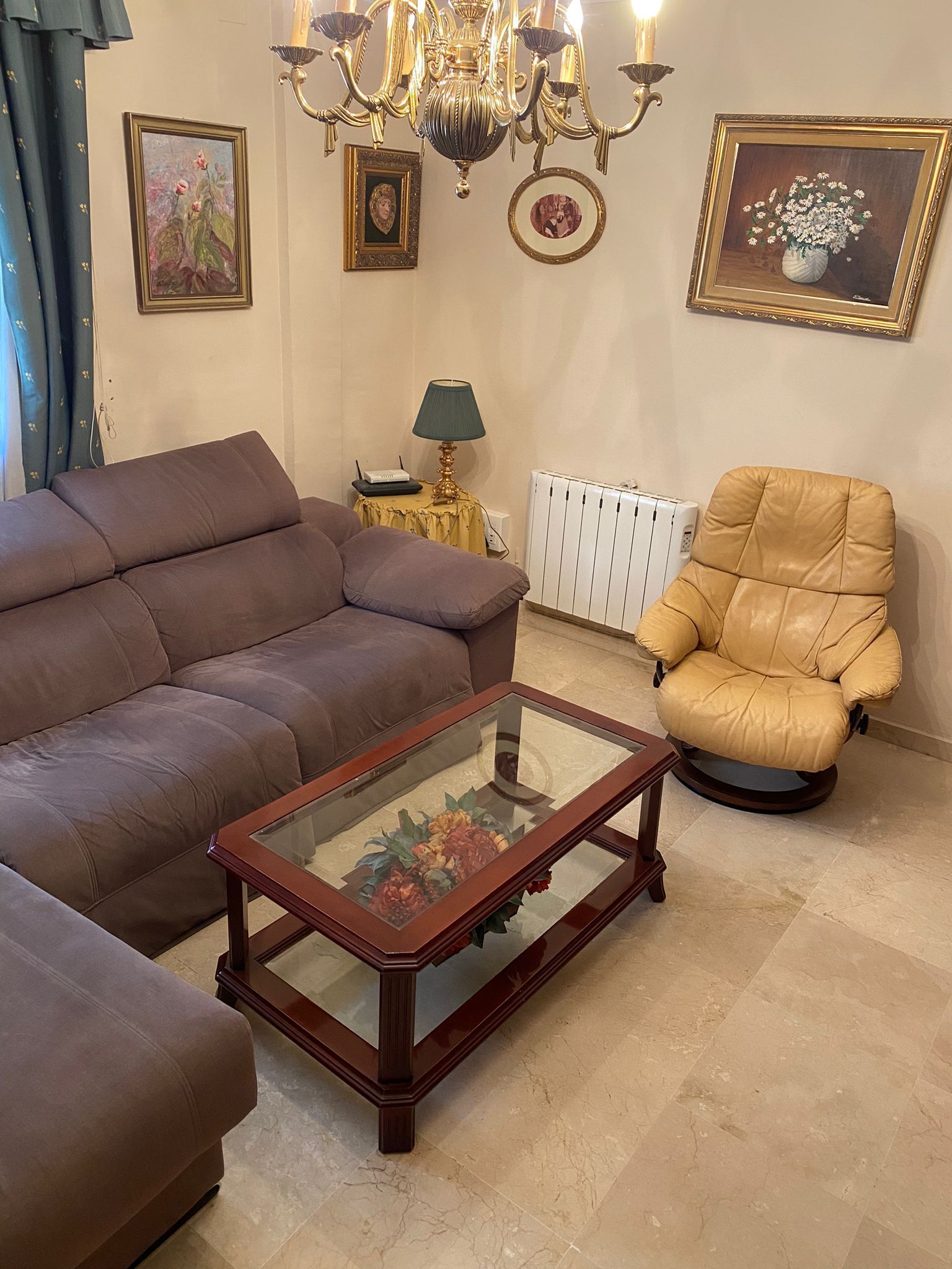 Living room of Flat for sale in  Sevilla Capital  with Air Conditioner, Heating and Oven
