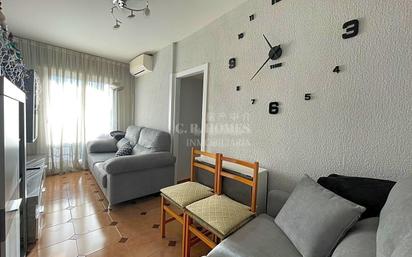 Living room of Flat for sale in Getafe  with Air Conditioner and Terrace