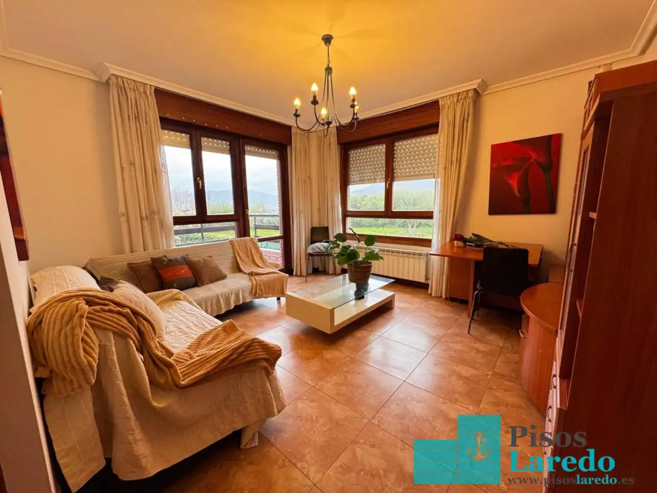 Living room of Flat for sale in Bárcena de Cicero  with Heating, Terrace and Furnished