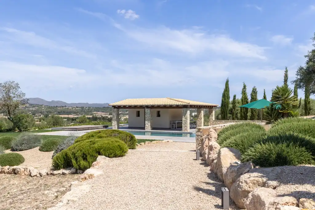 Piscina de Finca rústica en venta en Sineu con Aire acondicionado, Calefacción y Jardín privado