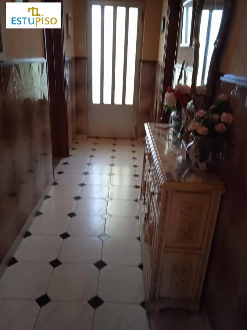 Country homes for sale in Luyego  with Heating and Furnished