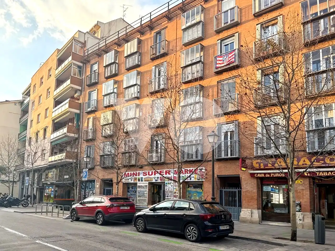 Vista exterior de Pis en venda en Madrid amb Calefacció, Terrassa i Moblat