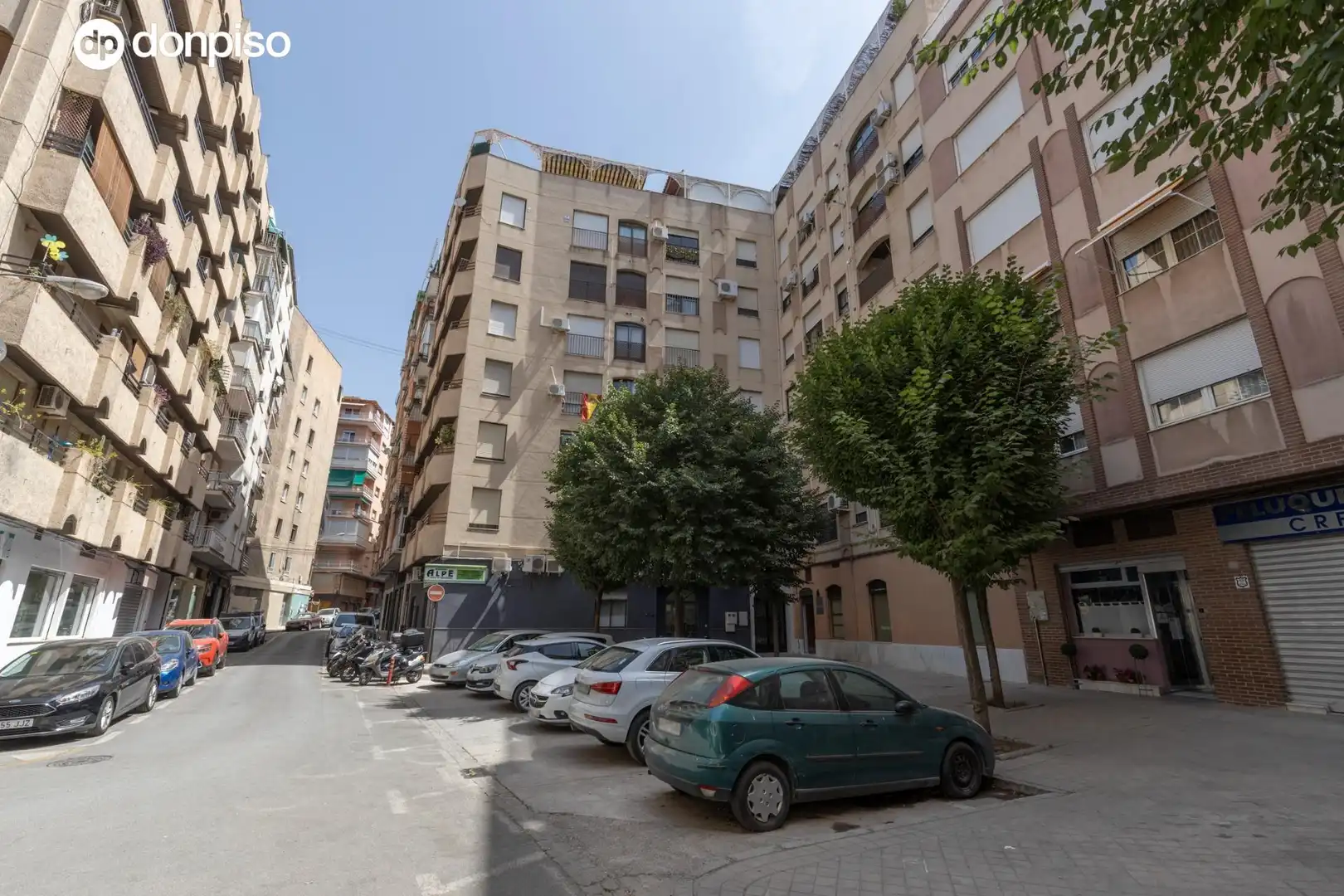 Vista exterior de Pis en venda en Granada