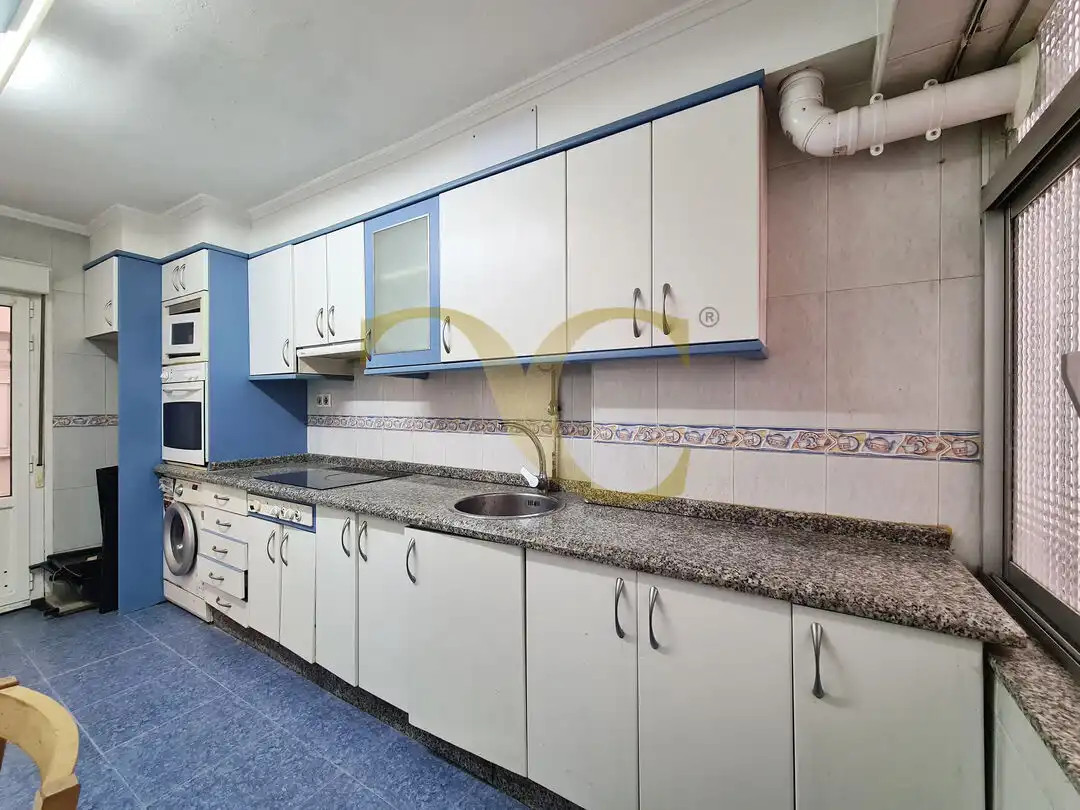 Pis en venda a Calle Aureliano San Román, Milán - Pumarín