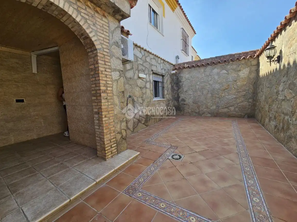 Jardí de Casa o xalet en venda en Jerez de la Frontera amb Balcó