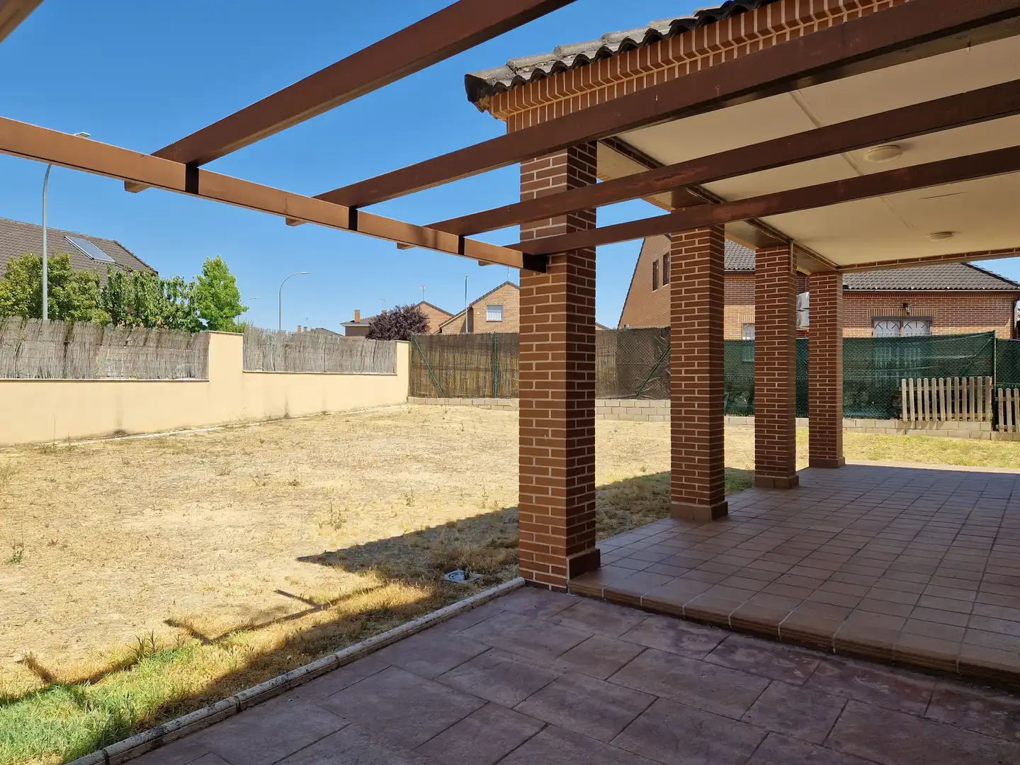 Terrassa de Casa adosada de lloguer en Olías del Rey amb Calefacció, Jardí privat i Traster