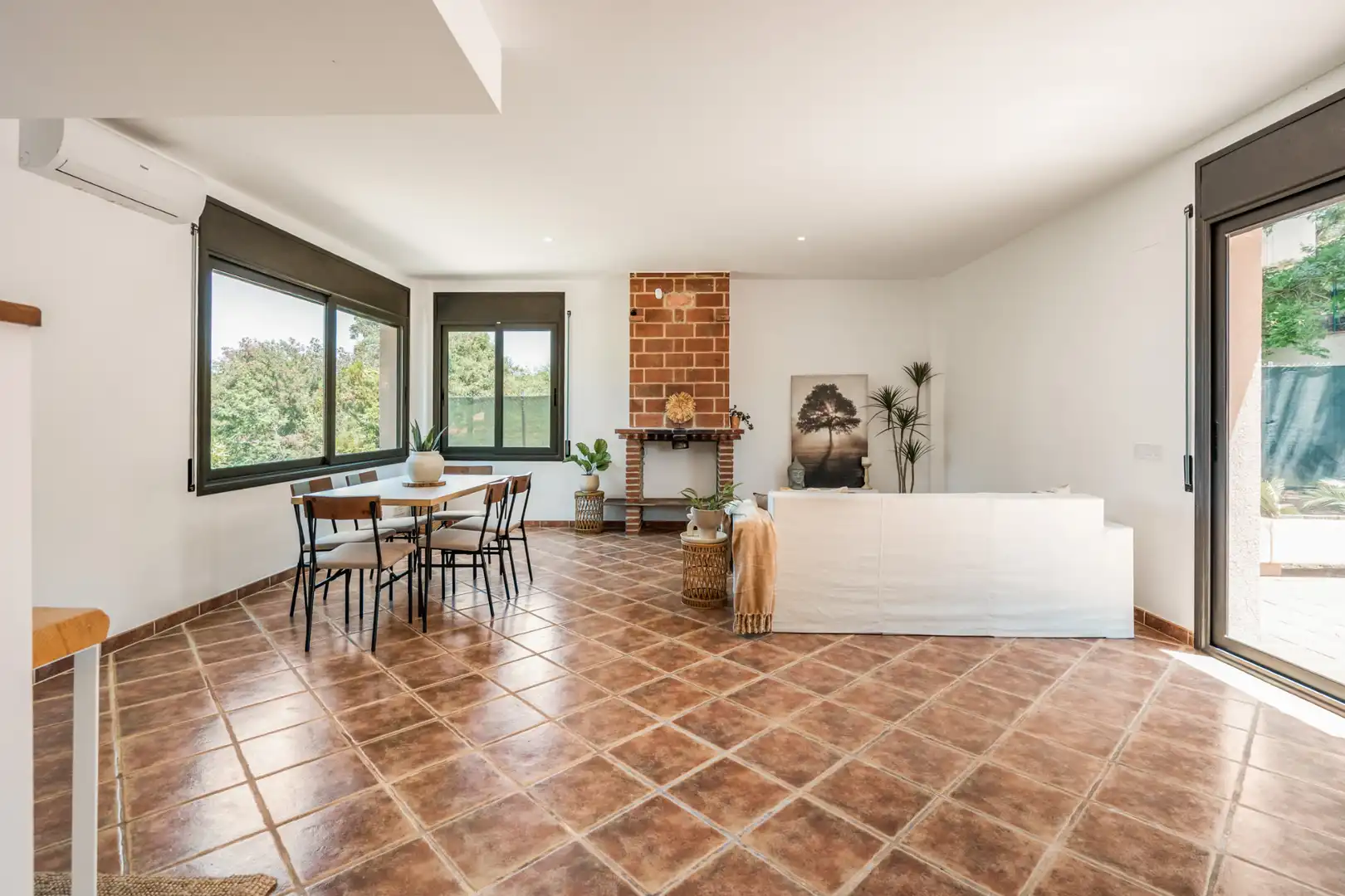 Living room of Houses for sale in Lloret de Mar  with Air Conditioner, Heating and Private garden