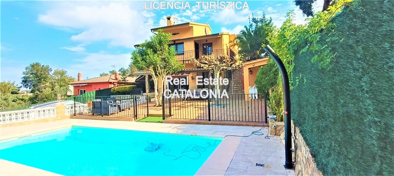 Exterior view of Houses for sale in Lloret de Mar  with Heating, Private garden and Terrace