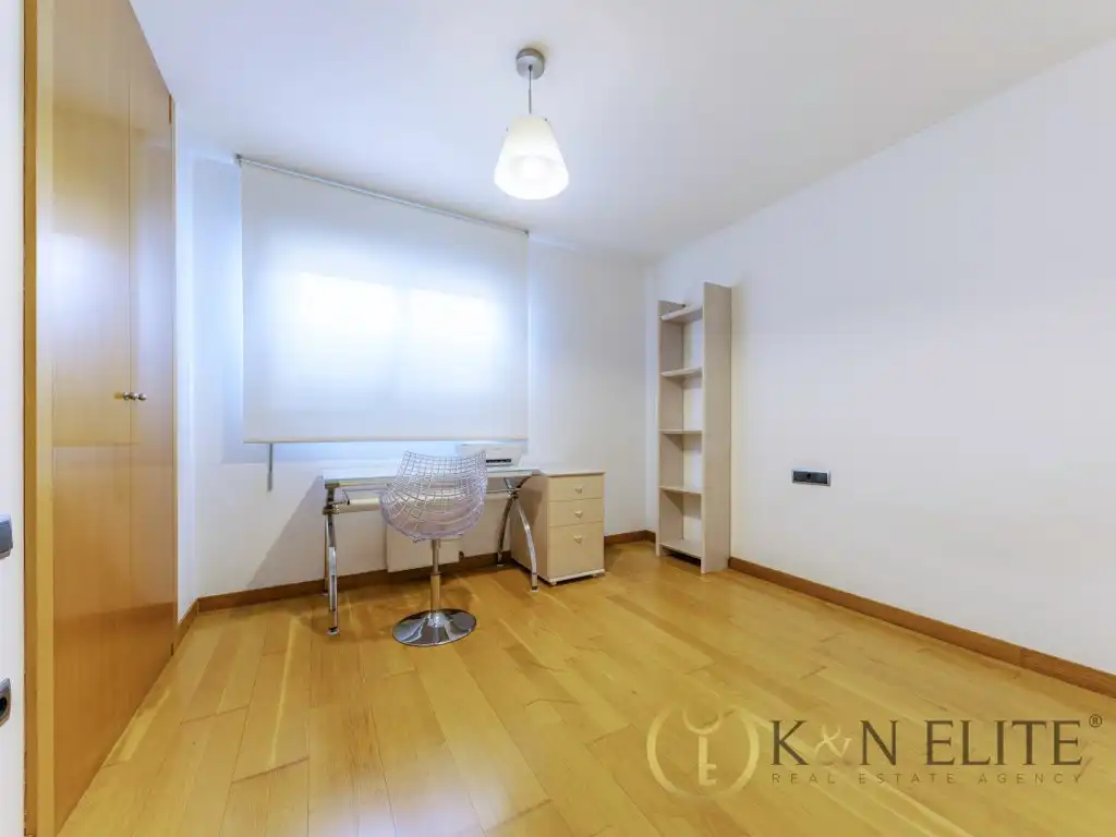 Habitación de Ático en venta en Alicante / Alacant con Aire acondicionado y Terraza