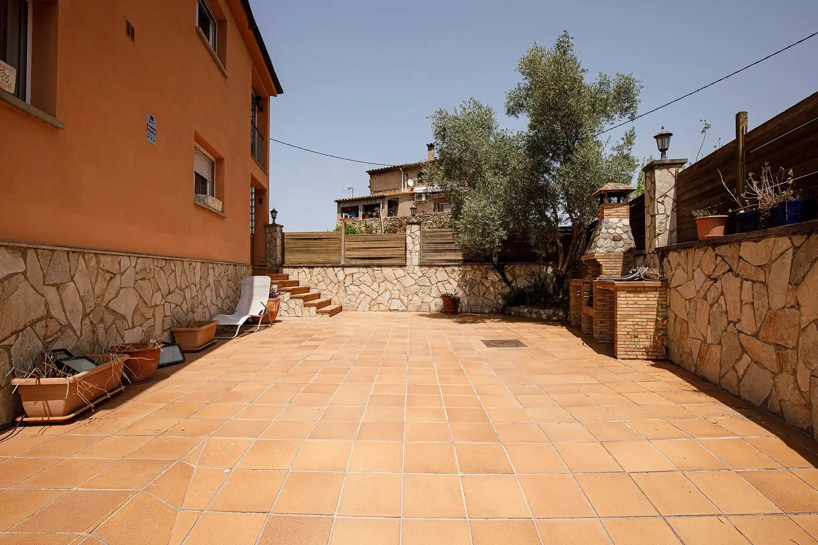 Casa con terraza en venta en Celrà, imagen 2