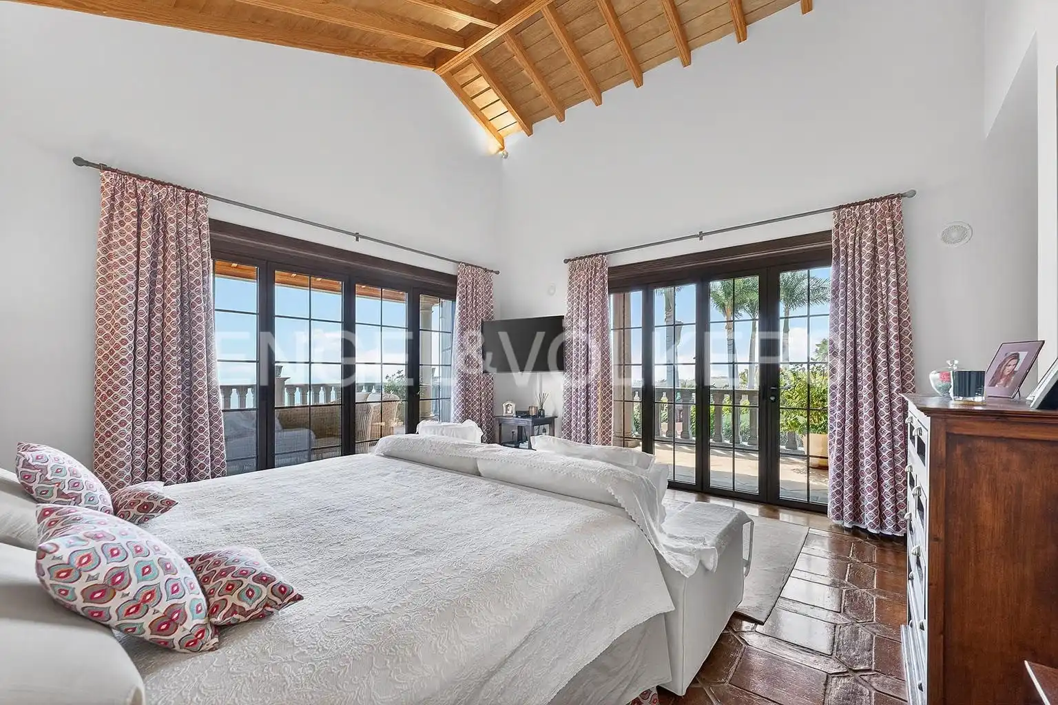 Dormitori de Casa o xalet en venda en Adeje amb Terrassa, Piscina i Moblat