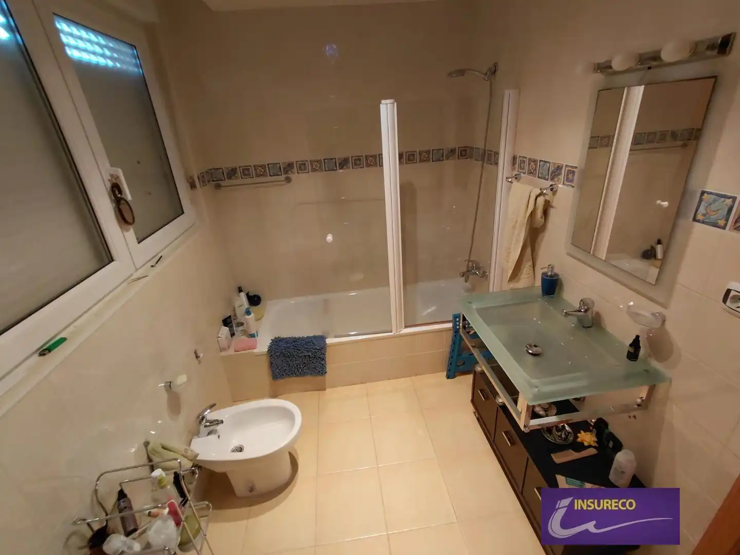 Casa aparellada amb piscina en venda a Llano-Fc, imagen 28