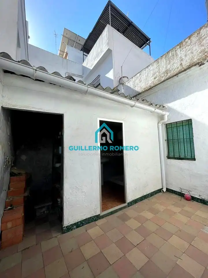 Exterior view of Houses for sale in Coria del Río