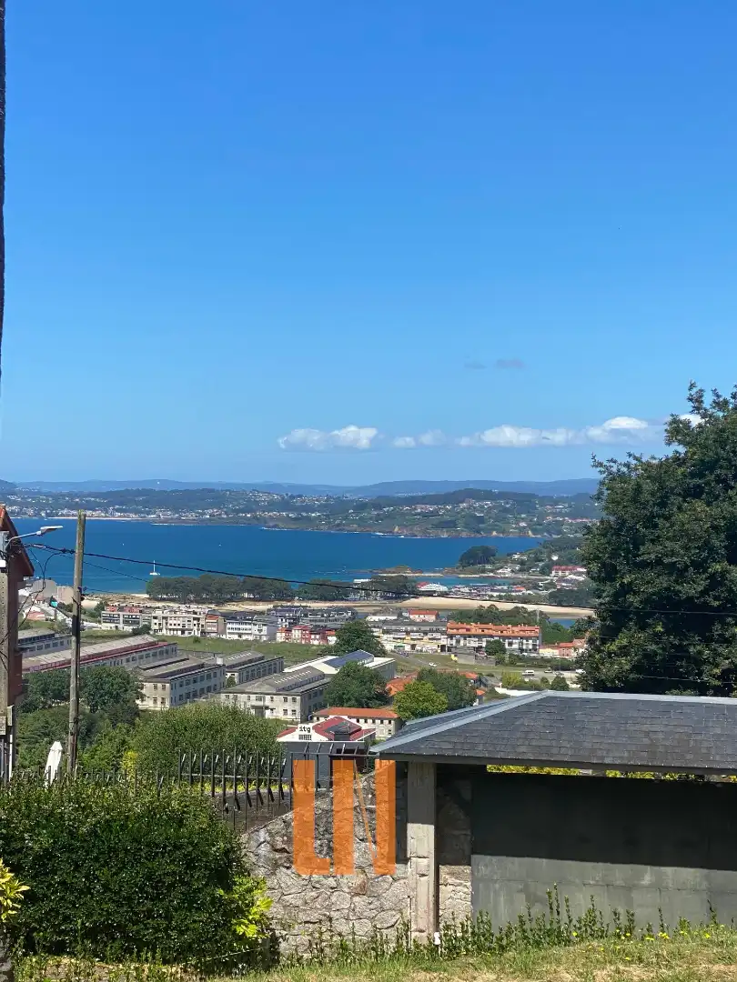 Casa con terraza en venta en Rua Dublín, imagen 2