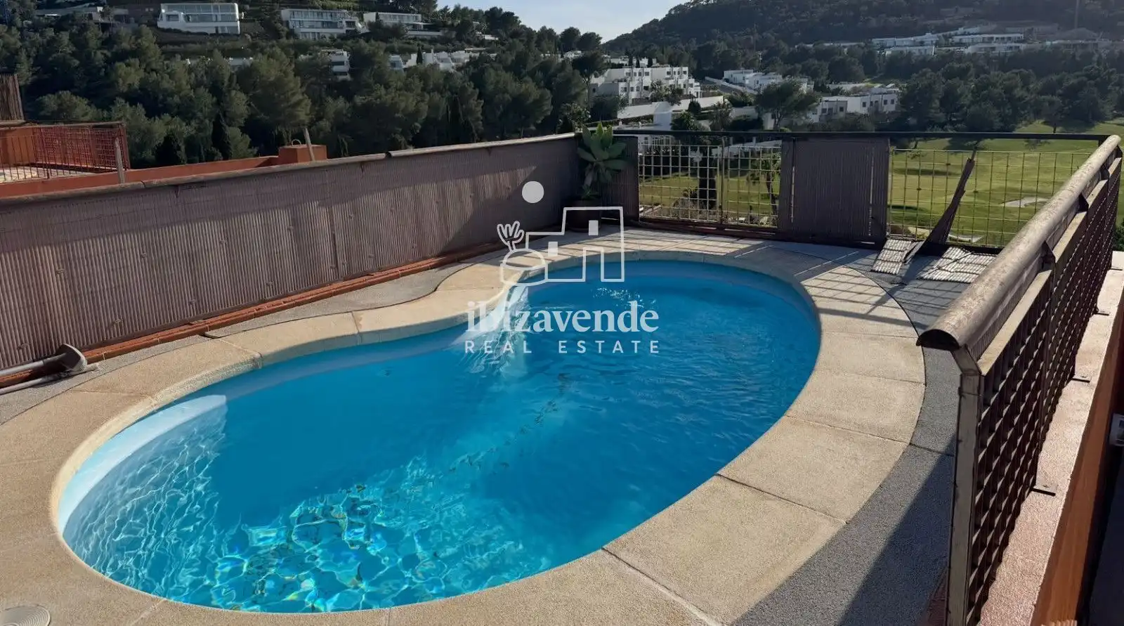 Piscina de Dúplex de alquiler en Santa Eulària des Riu con Aire acondicionado, Terraza y Trastero