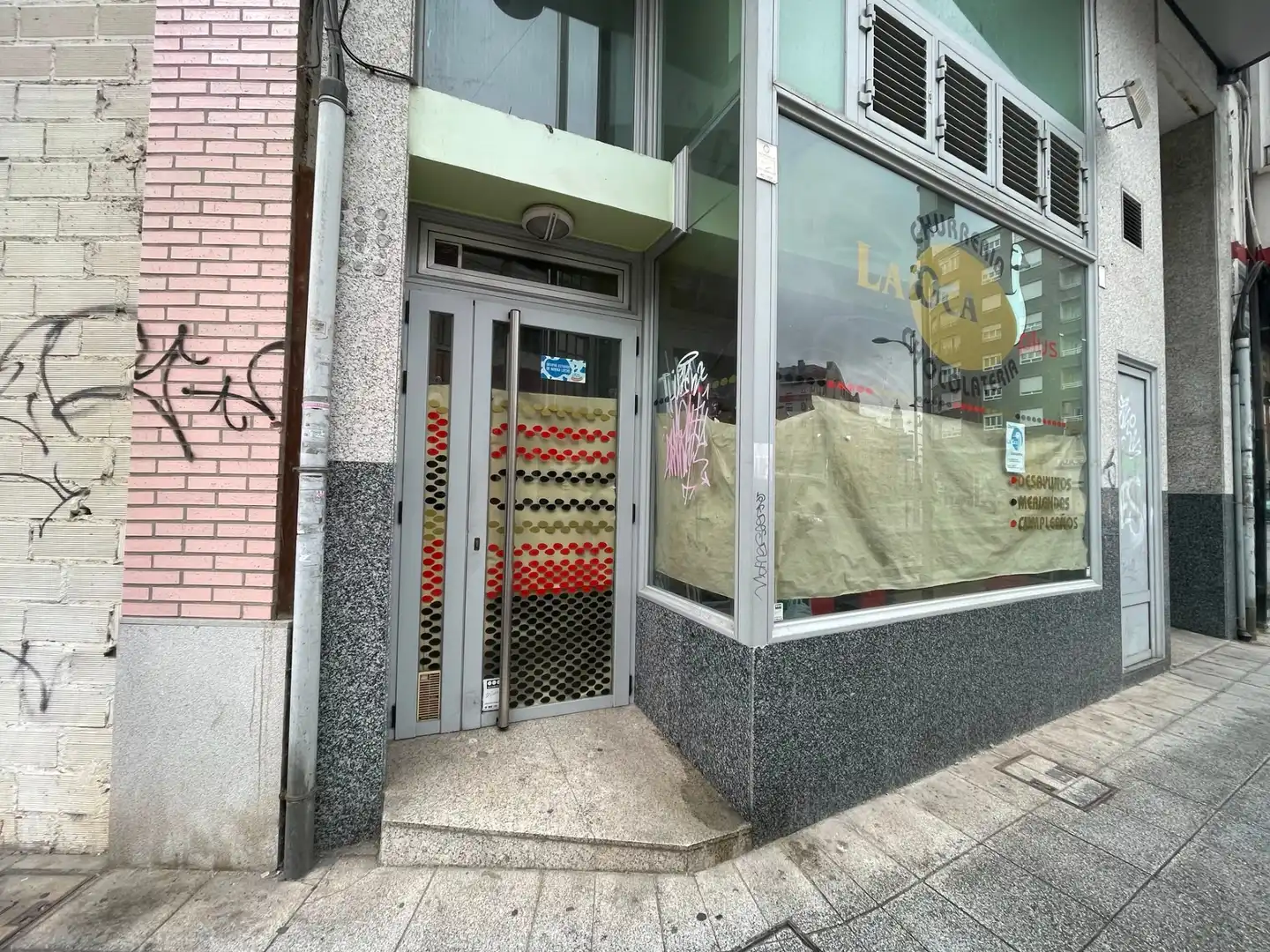 Local comercial en alquiler en Calle del Lago de la Baña, imagen 2