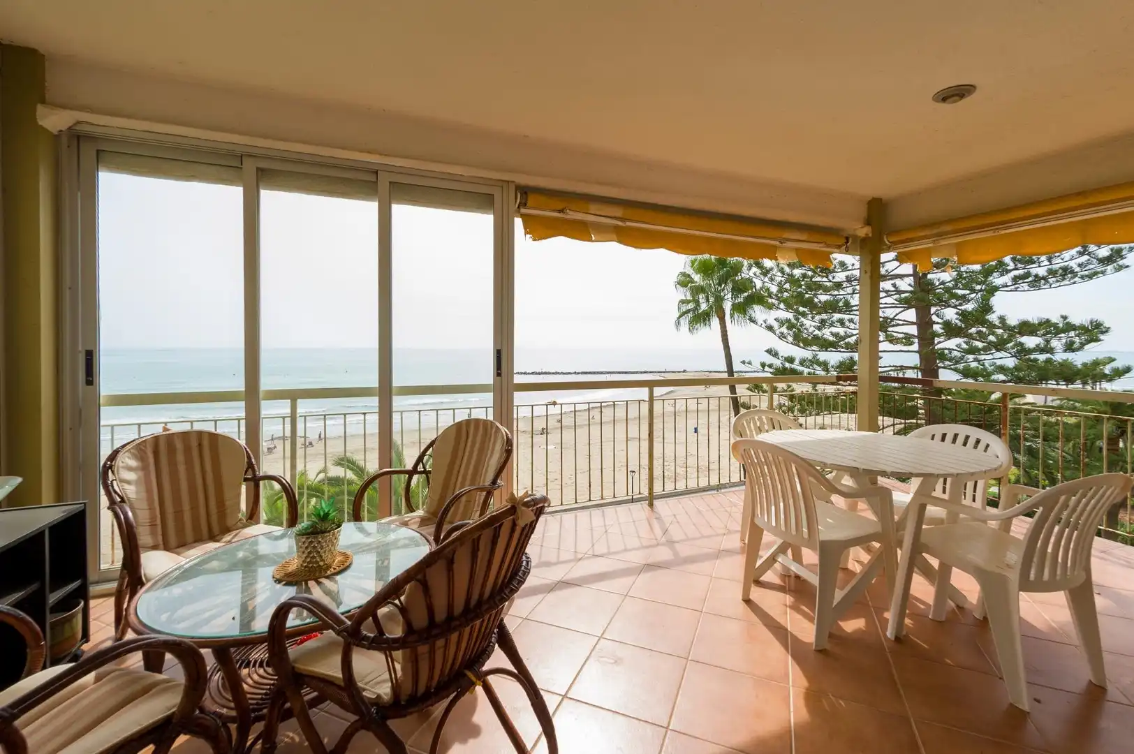 Apartamento con ascensor en venta en Passeig Marítimo Bernat Artola 30, imagen 4