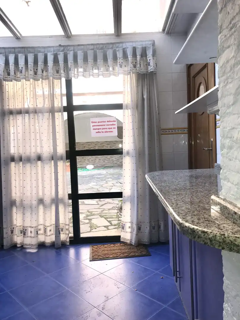 Casa adosada en venta en Plasencia con Aire acondicionado, Calefacción y Jardín privado