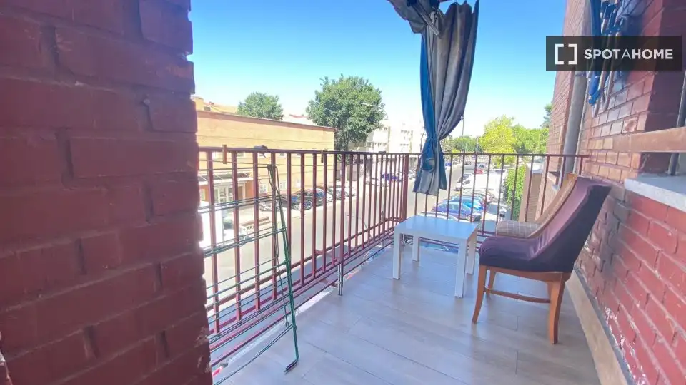 Balcony of Flat for rent in Madrid  with Air Conditioner, Heating and Furnished