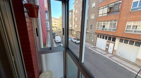 Foto 3 de Piso en venta en Calle Doña Urraca, La Vega - La Sal, León Capital