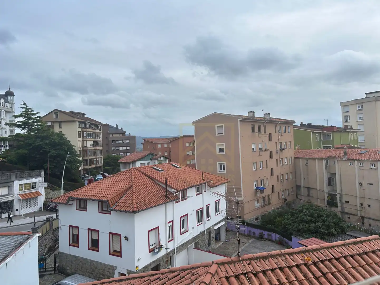Vista exterior de Pis de lloguer en Santander amb Calefacció i Moblat