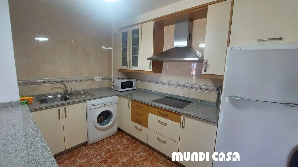 Cocina de Apartamento de alquiler en Boiro con Terraza y Amueblado
