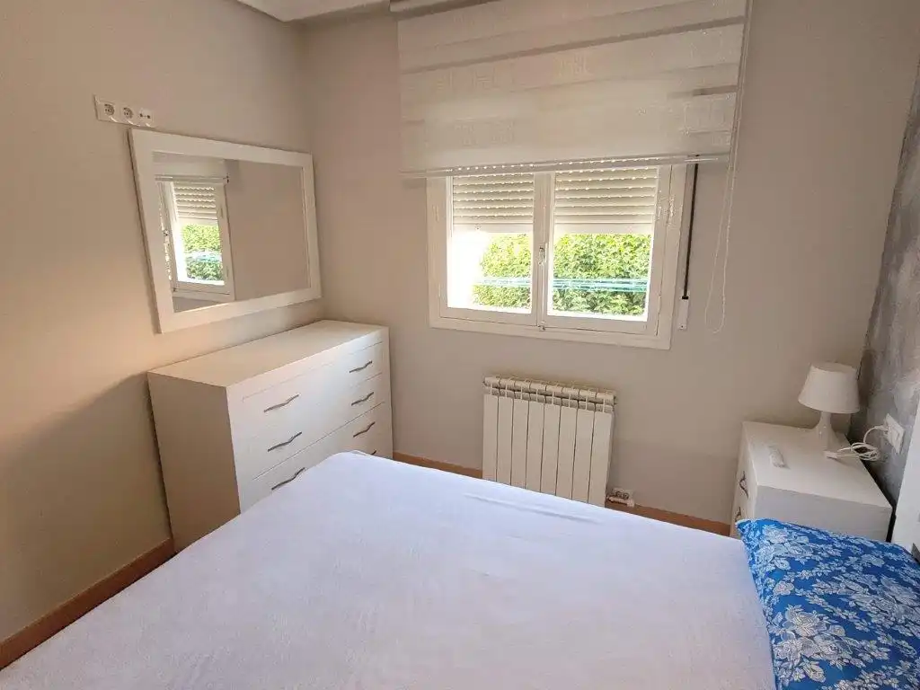 Bedroom of Flat for rent in Medina del Campo  with Heating, Furnished and Oven