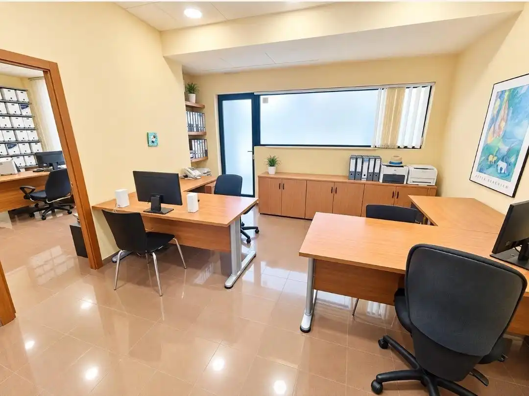 Local comercial en venta en Puerto Deportivo, imagen 3