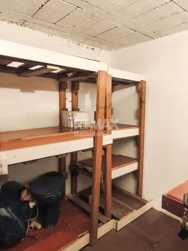 Pis en venda en Vigo  amb Calefacció, Parquet i Terrassa