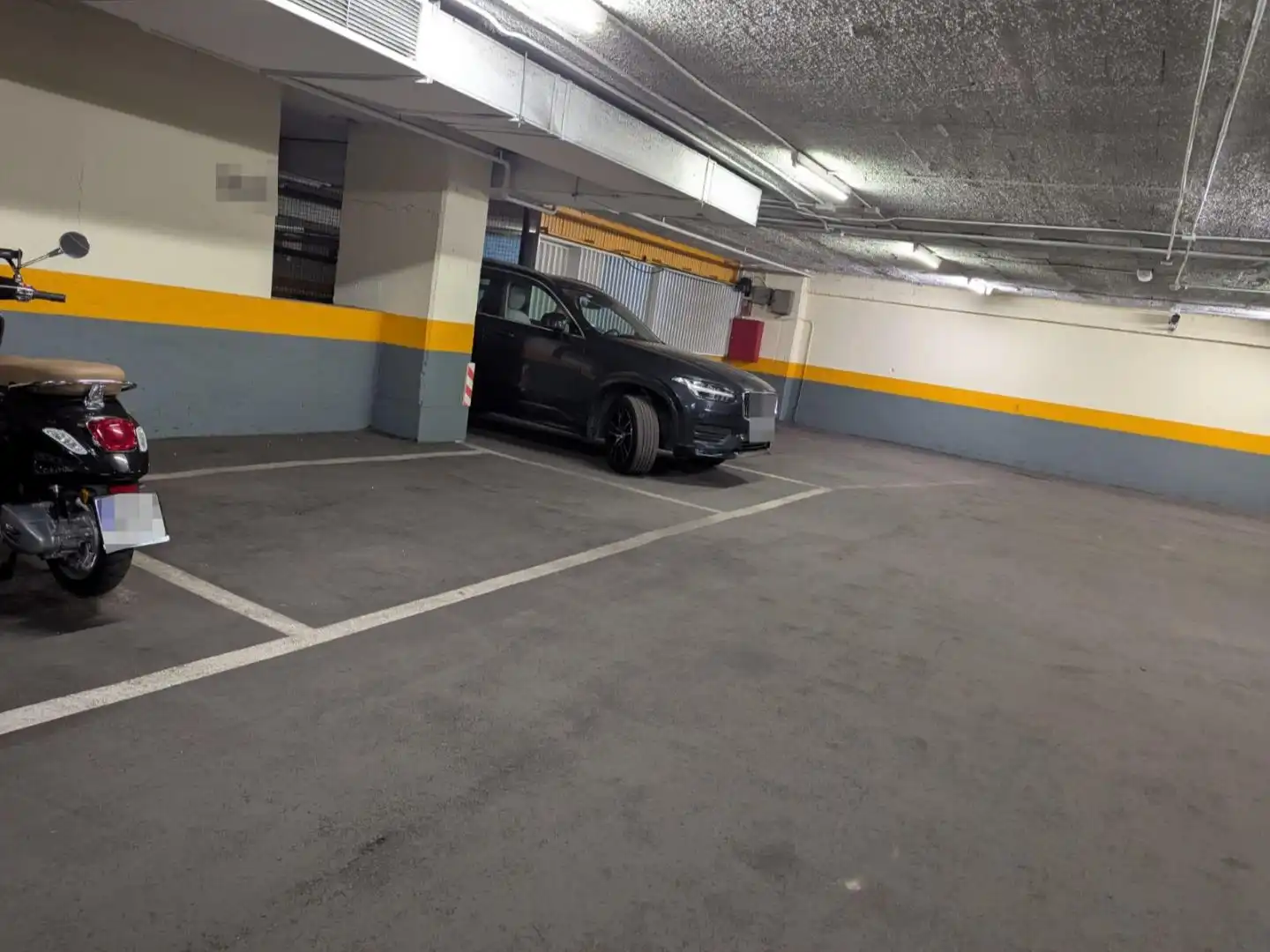 Parking of Garage for rent in Madrid