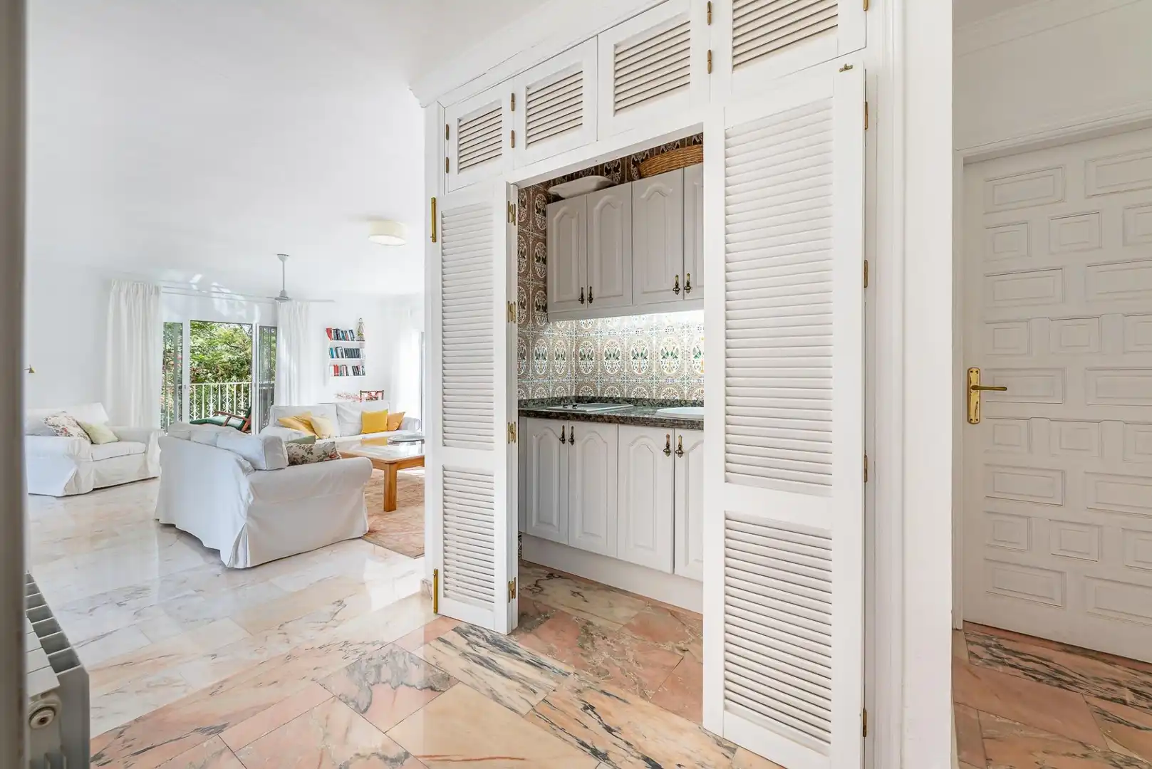 Casa o xalet en venda en Alhaurín El Grande amb Aire condicionat, Calefacció i Jardí privat