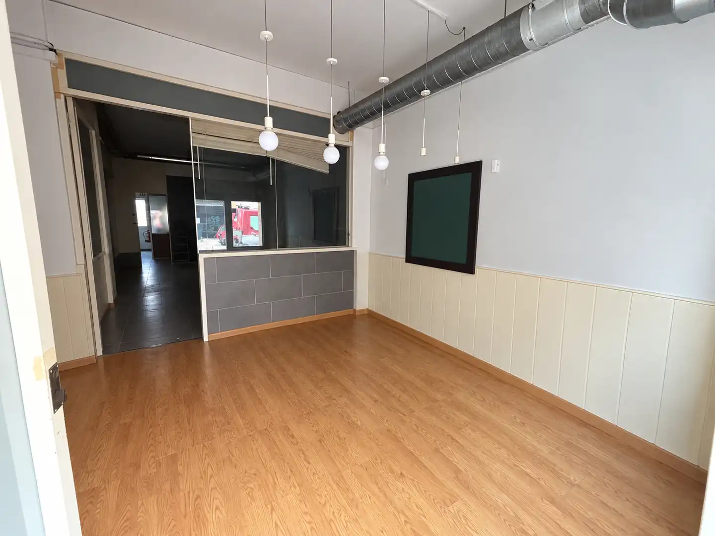 Local comercial en venda a Passatge de Llívia 46