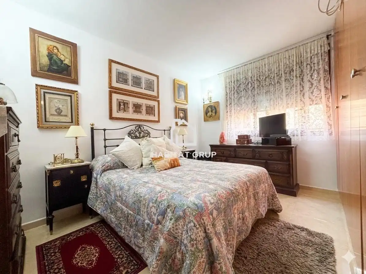Bedroom of Flat for sale in Anglès  with Heating