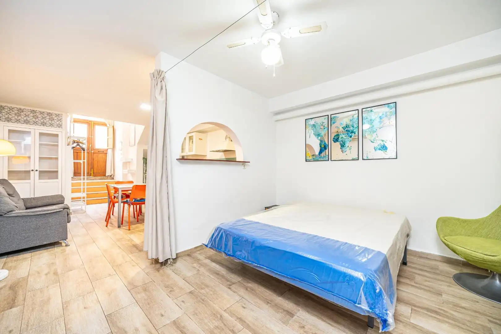 Schlafzimmer von Loft zum Verkauf in  Palma de Mallorca mit Heizung und Möbliert